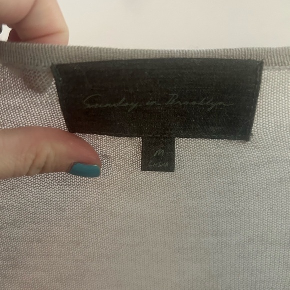 Anthropologie gray embroidered sweater medium - Picture 2 of 5